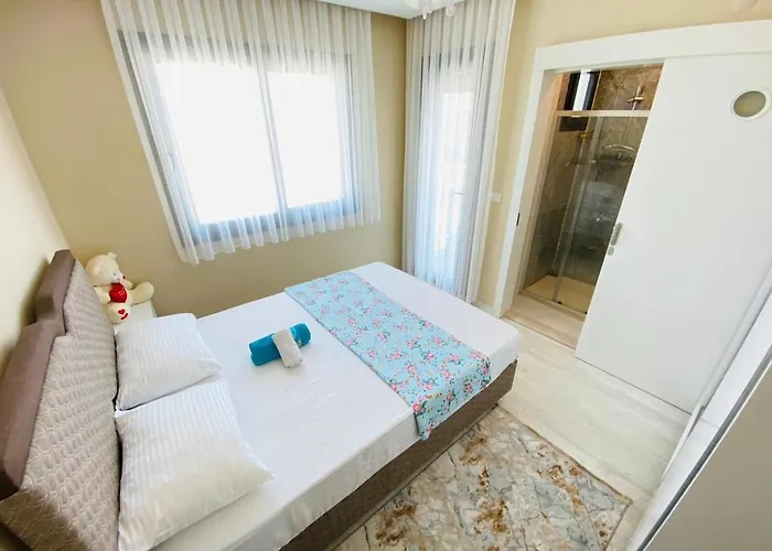 Vila Ozel Havuzlu F Celik Villalari Çeşme